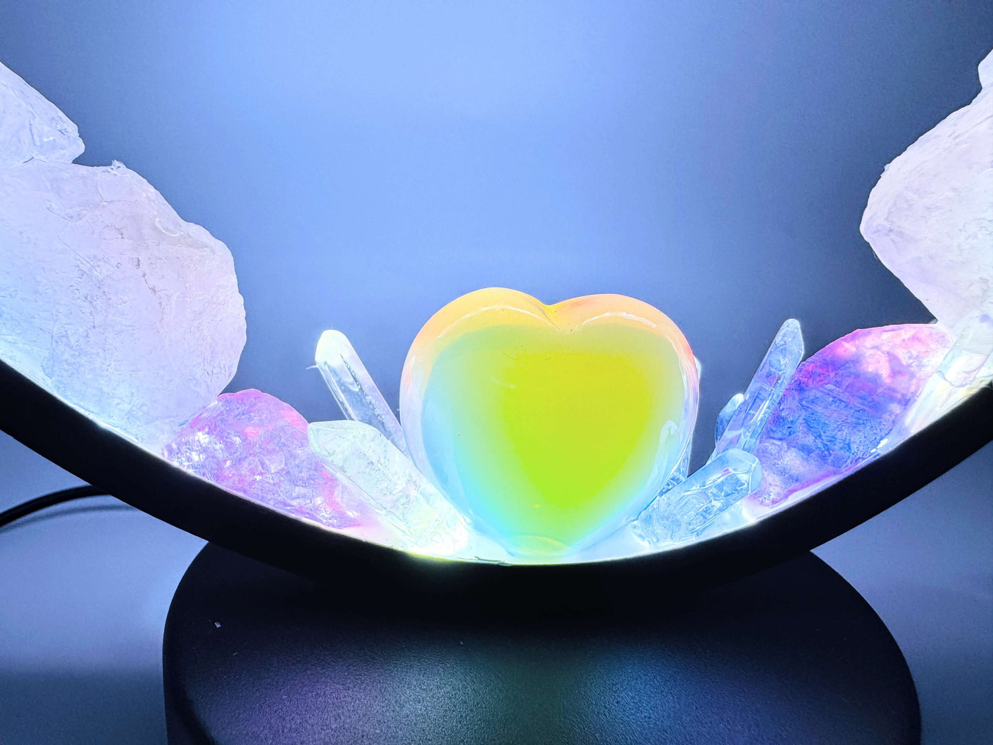 Crystal Heart Portal Lamp “Celestial Murmur”.