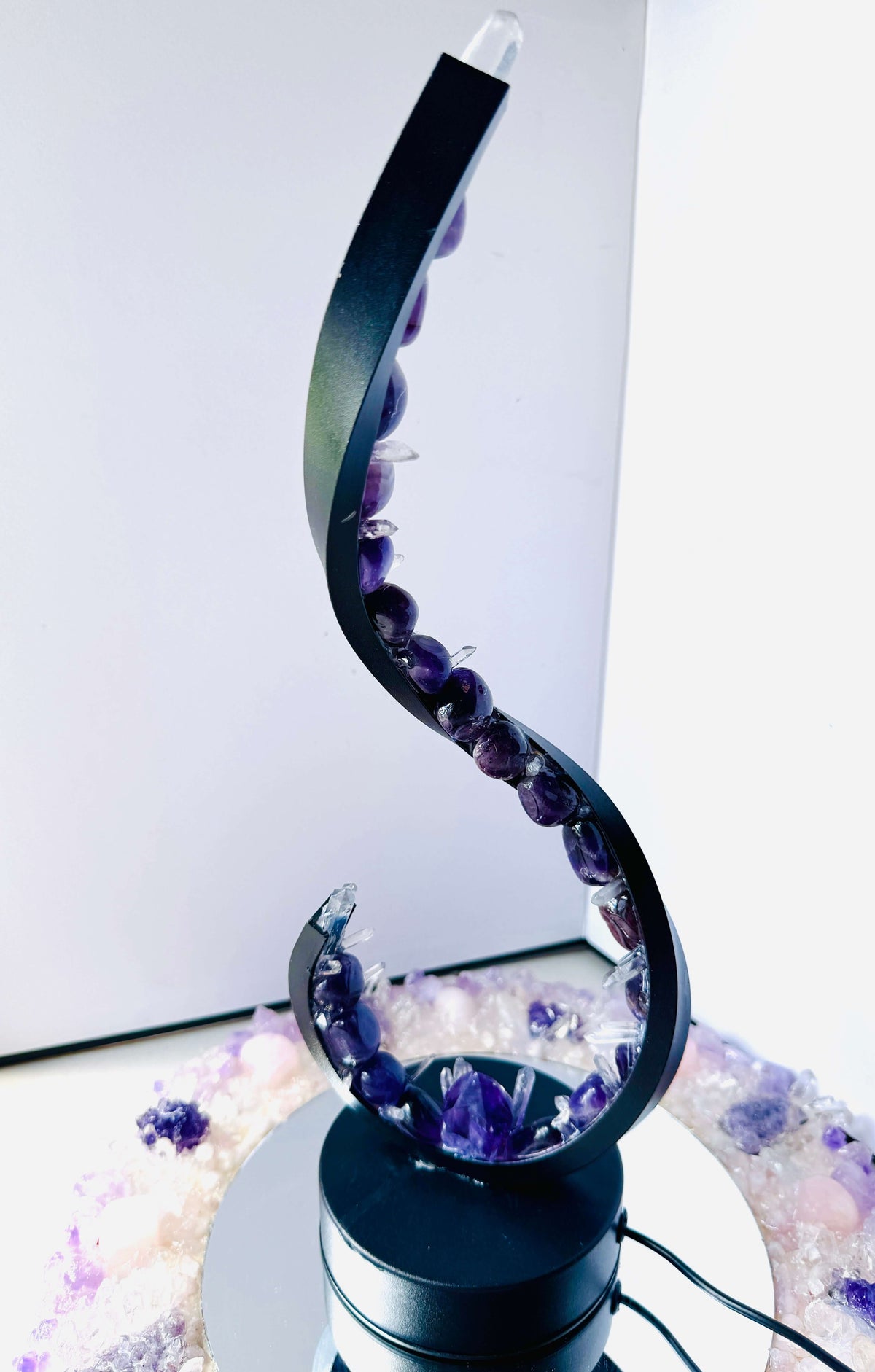Crystal Wave Lamp “Amethyst Flow”