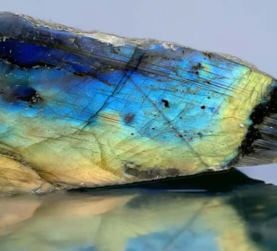 Labradorite Semi Polished 130g