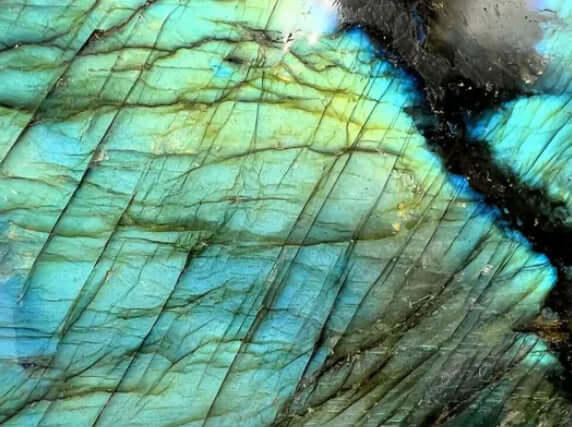 Labradorite Semi Polished 252g