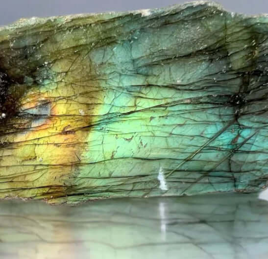 Labradorite Semi Polished 125g