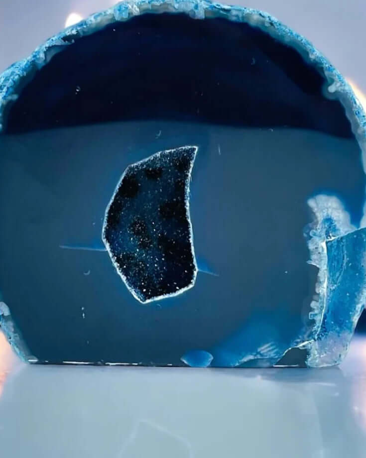 Agate Geode Blue 436g
