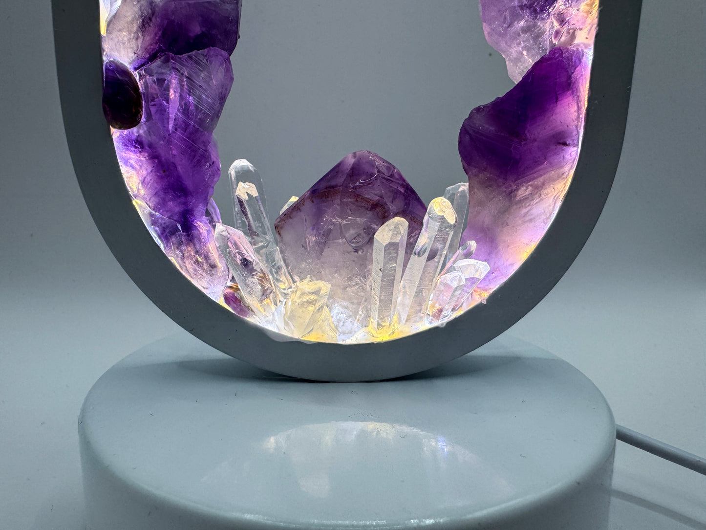 Crystal Portal Lamp “Amethyst Garden”