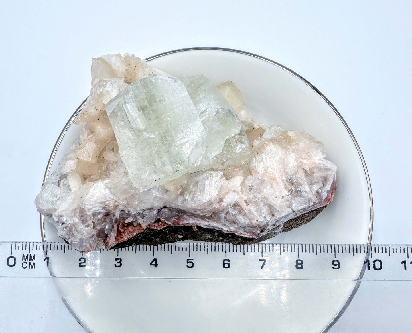 Apophyllite Stilbite cluster #1