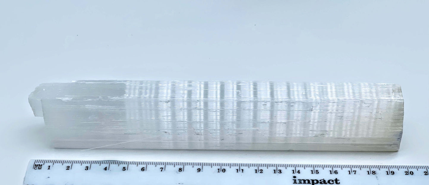 Large Satin Spa/ Selenite 382g