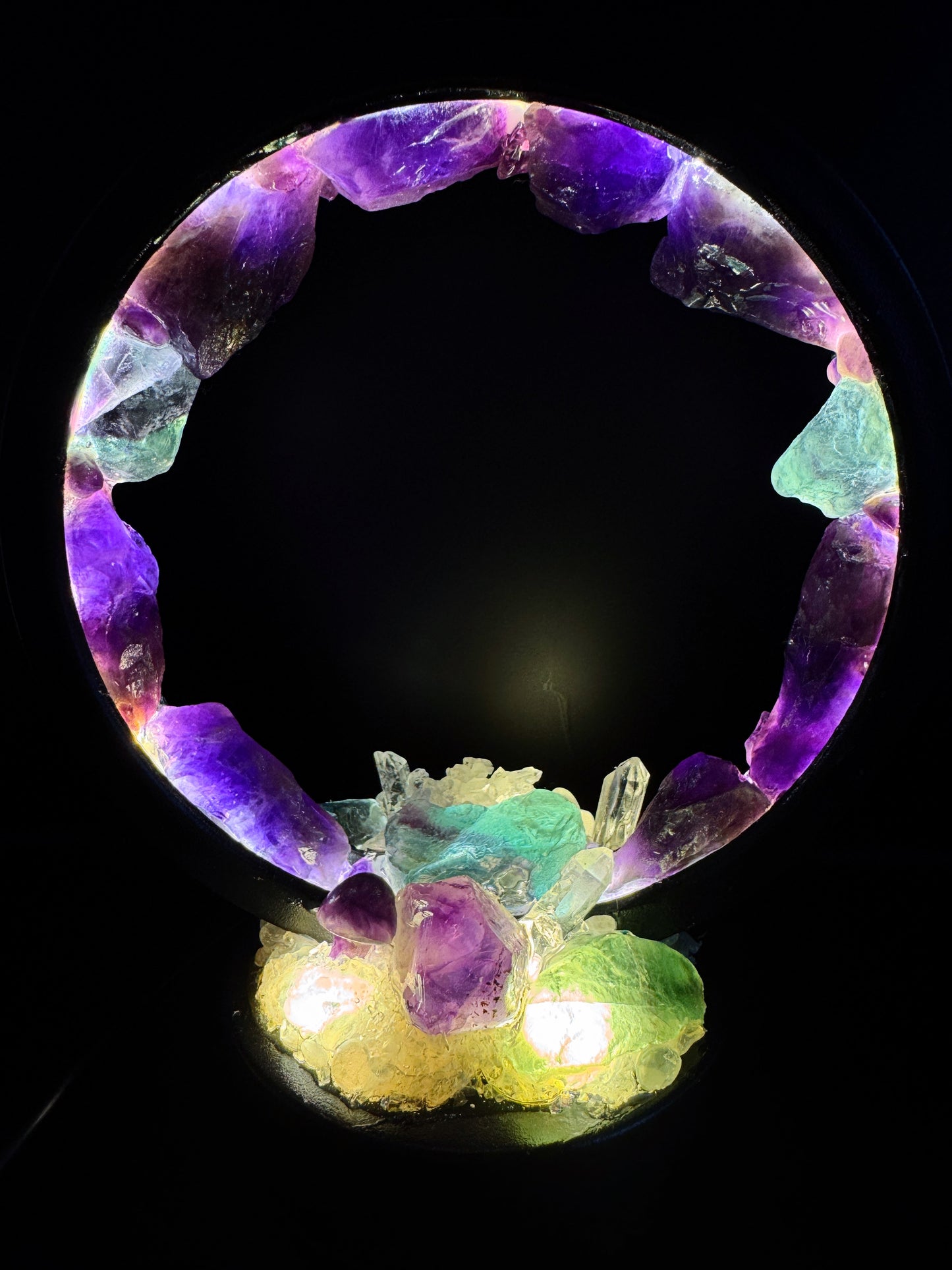 Fairy Circle Crystal Lamp.