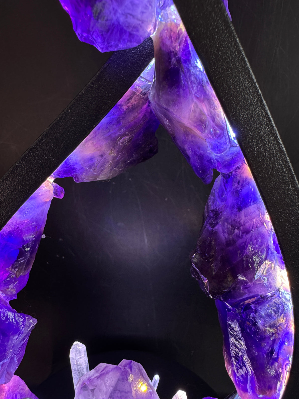 Flame Crystal Lamp “Amethyst Magic”