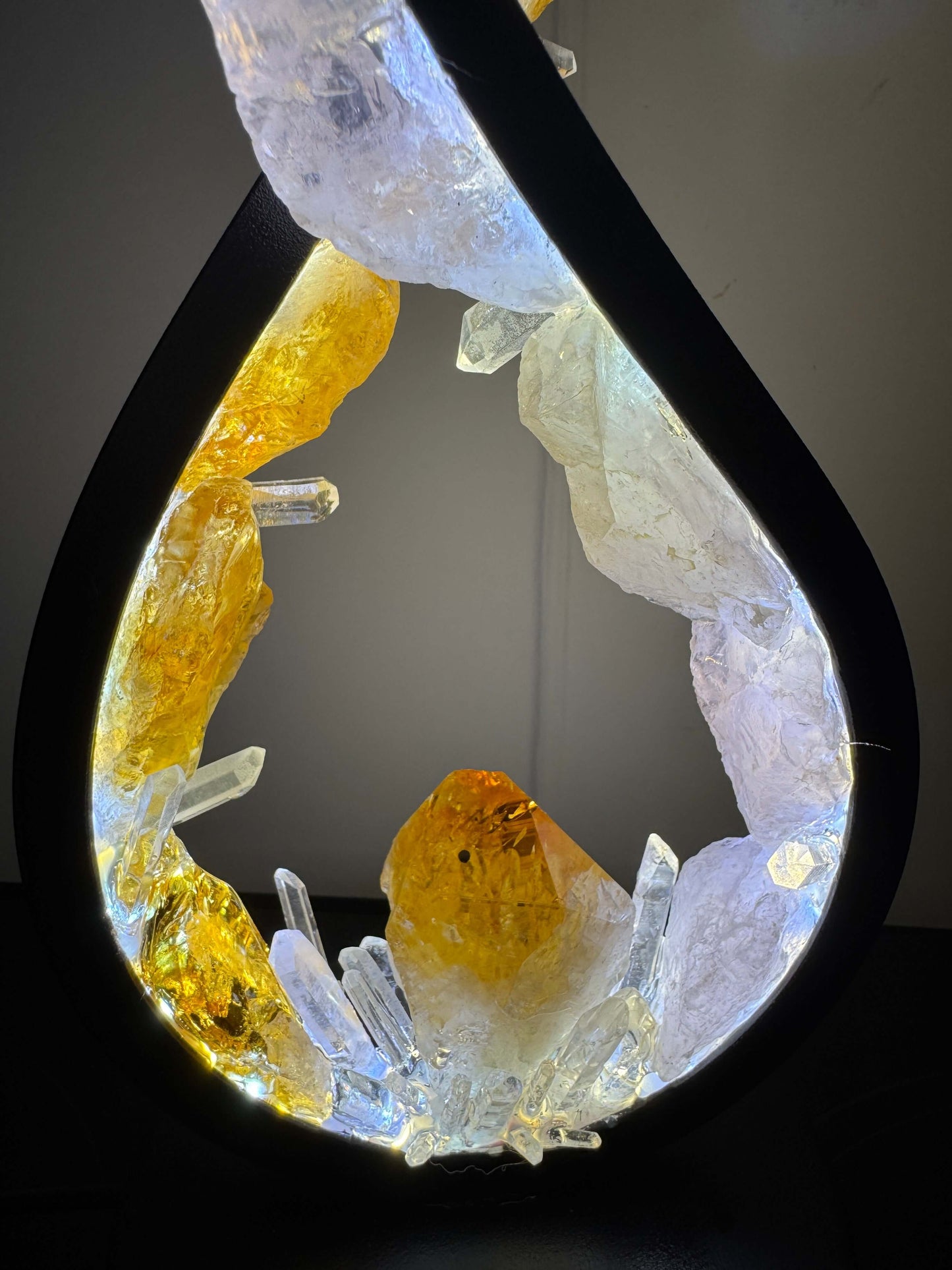 Flame Crystal Lamp “Golden Flame”