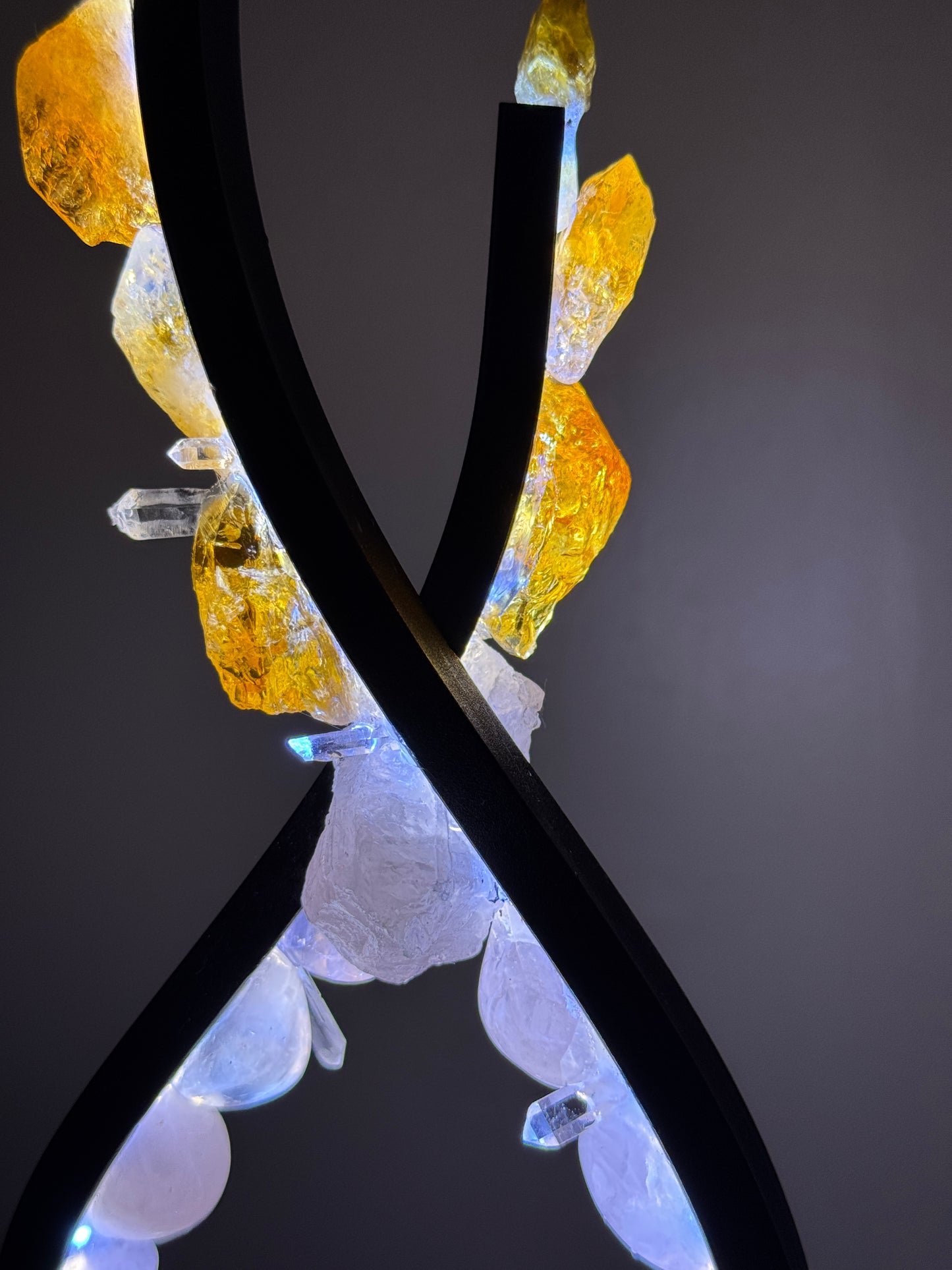 Crystal Flame Lamp “Golden Dawn”