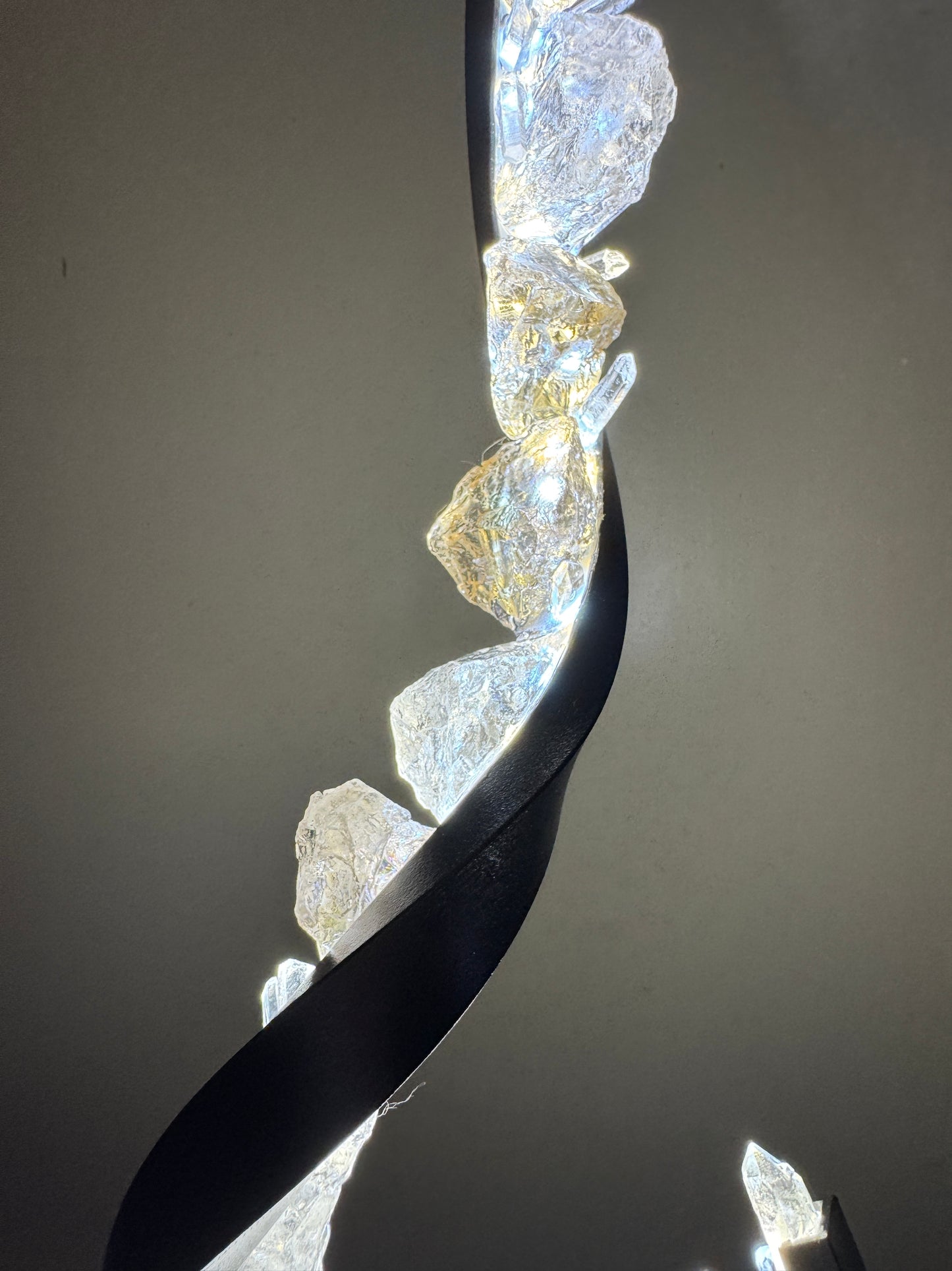 Crystal Wave Lamp “Earth Song”