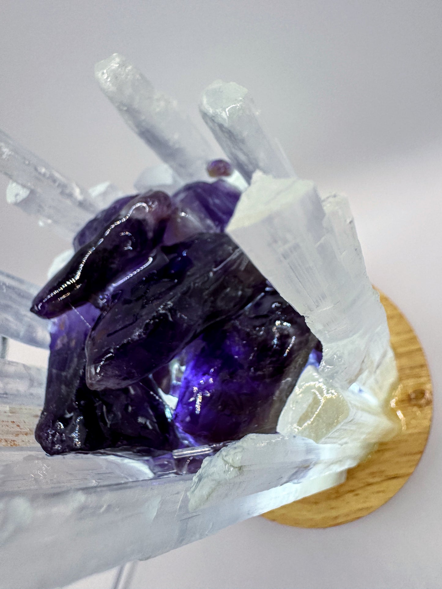 Selenite Lamp Amethyst 10cm Base
