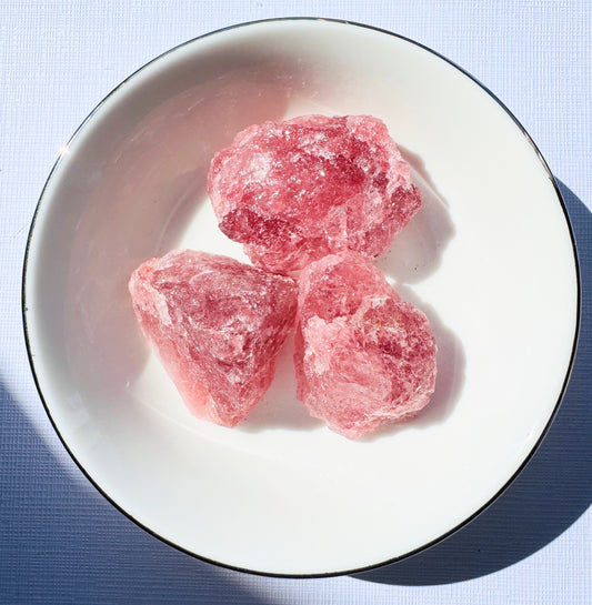 Strawberry Quartz Rough (transparent)