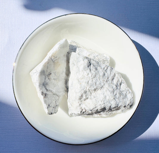 Rough White Howlite.