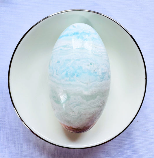 Carribbean Calcite Long Egg 173g