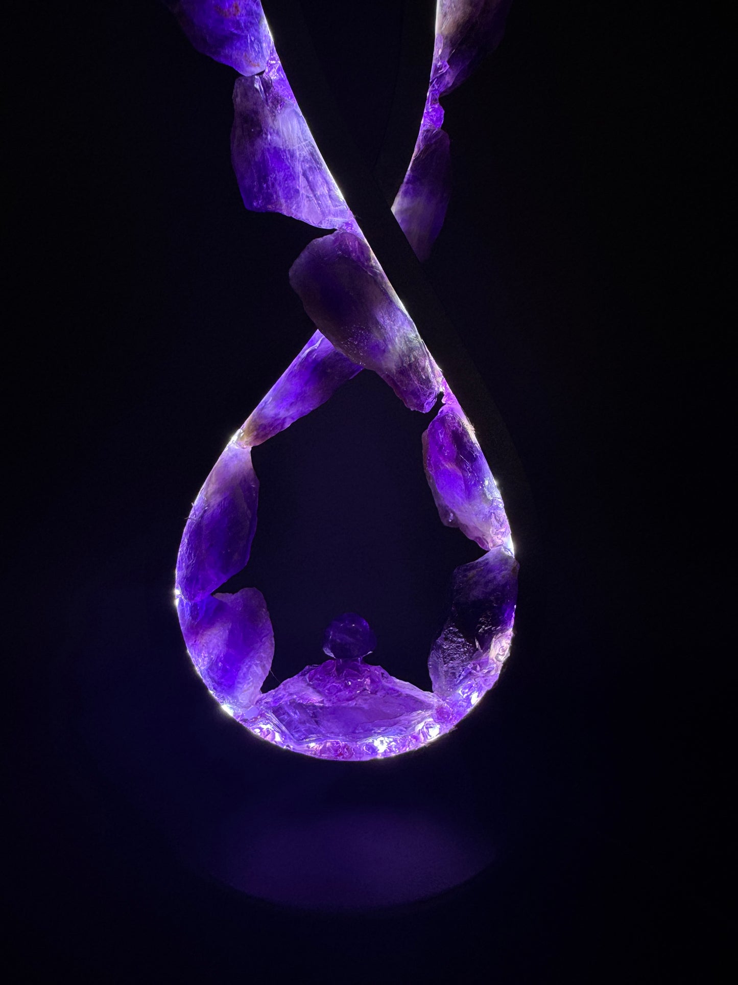 Flame Crystal Lamp “Amethyst Grove”