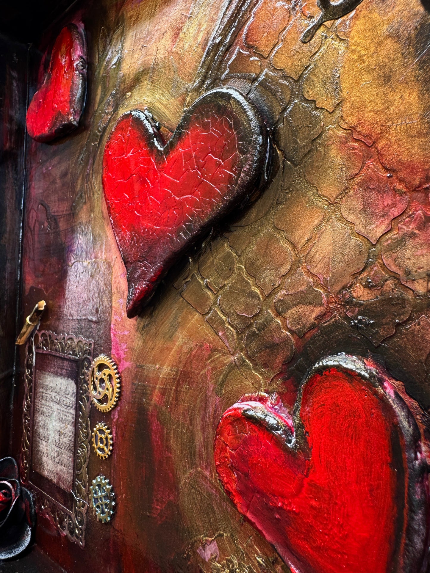 Love Crimson Relic.