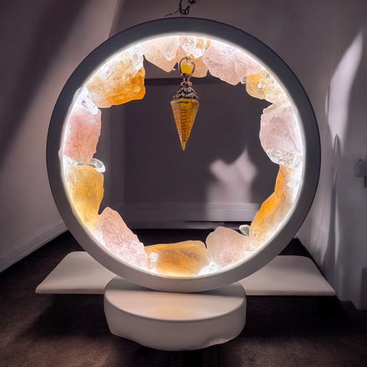 Crystal Portal Lamp “Whispering Seer” (warm light)