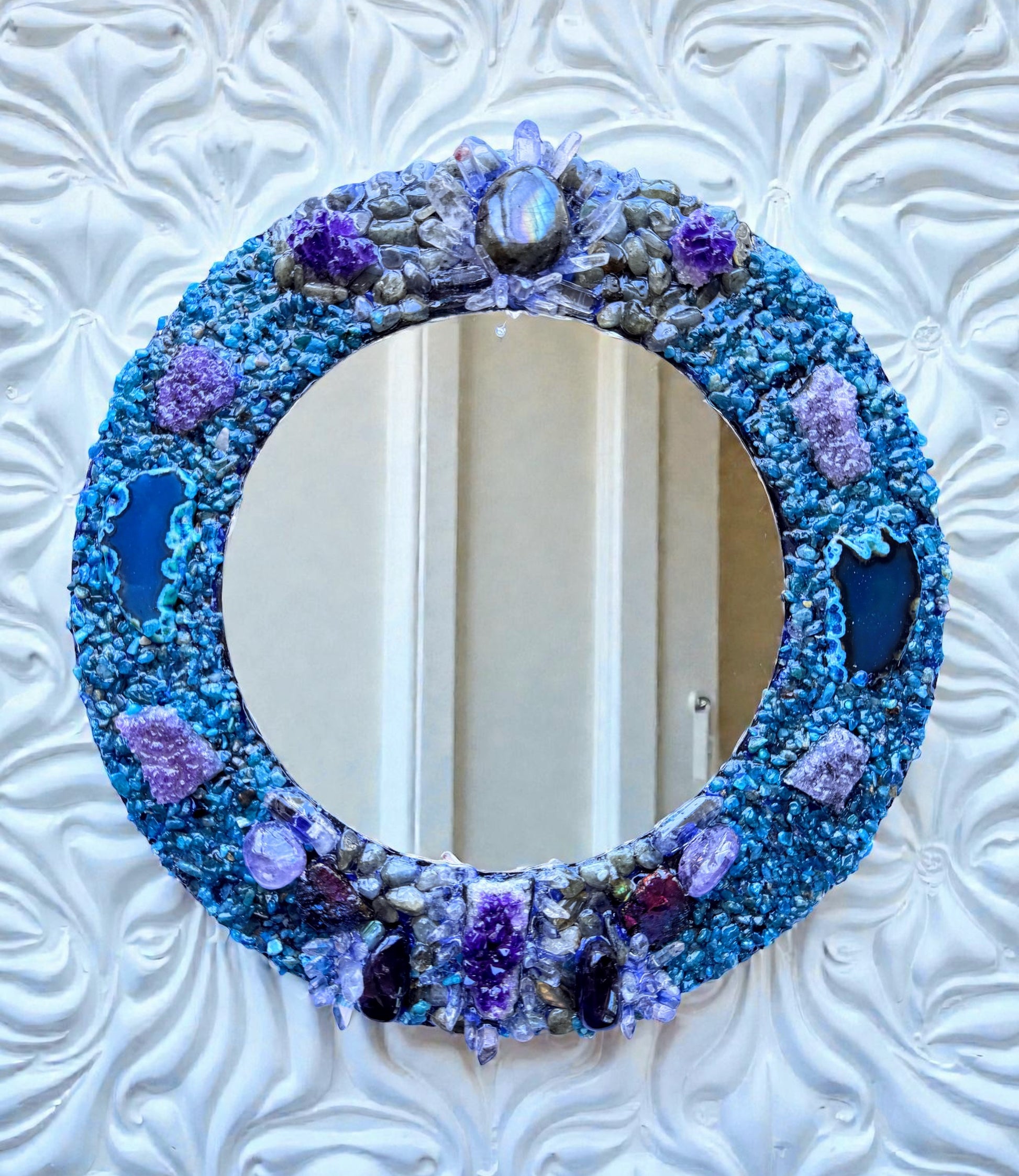 Crystal Mirror "Sea Spirit" with ocean-themed frame featuring amethyst, agate, clear quartz, labradorite, and apatite, 28cm.