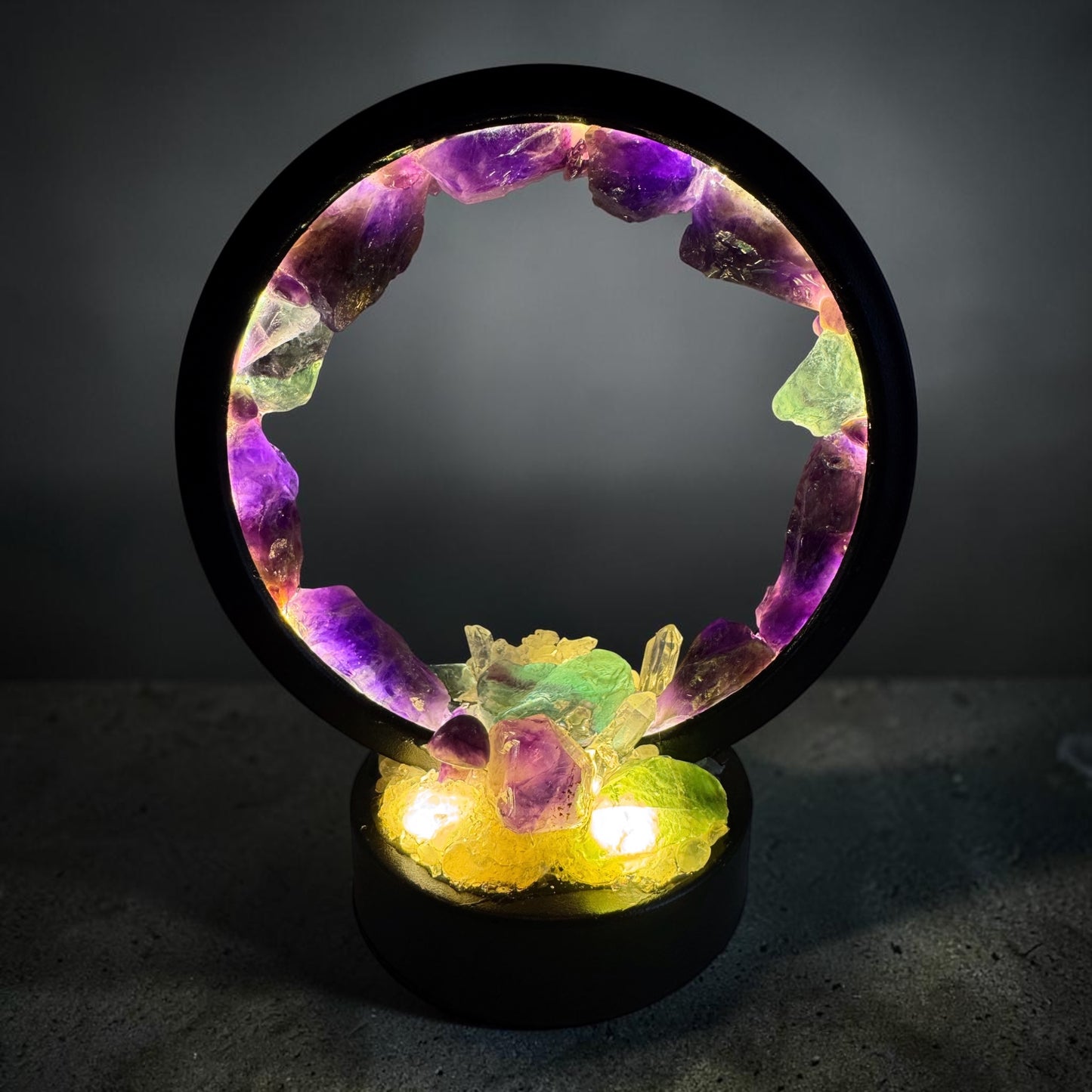 Fairy Circle Crystal Lamp.