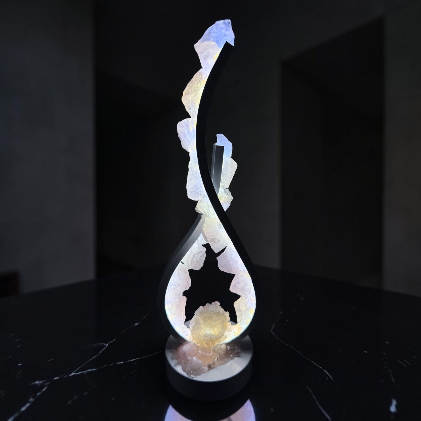 Crystal Glow Crystal Lamp.