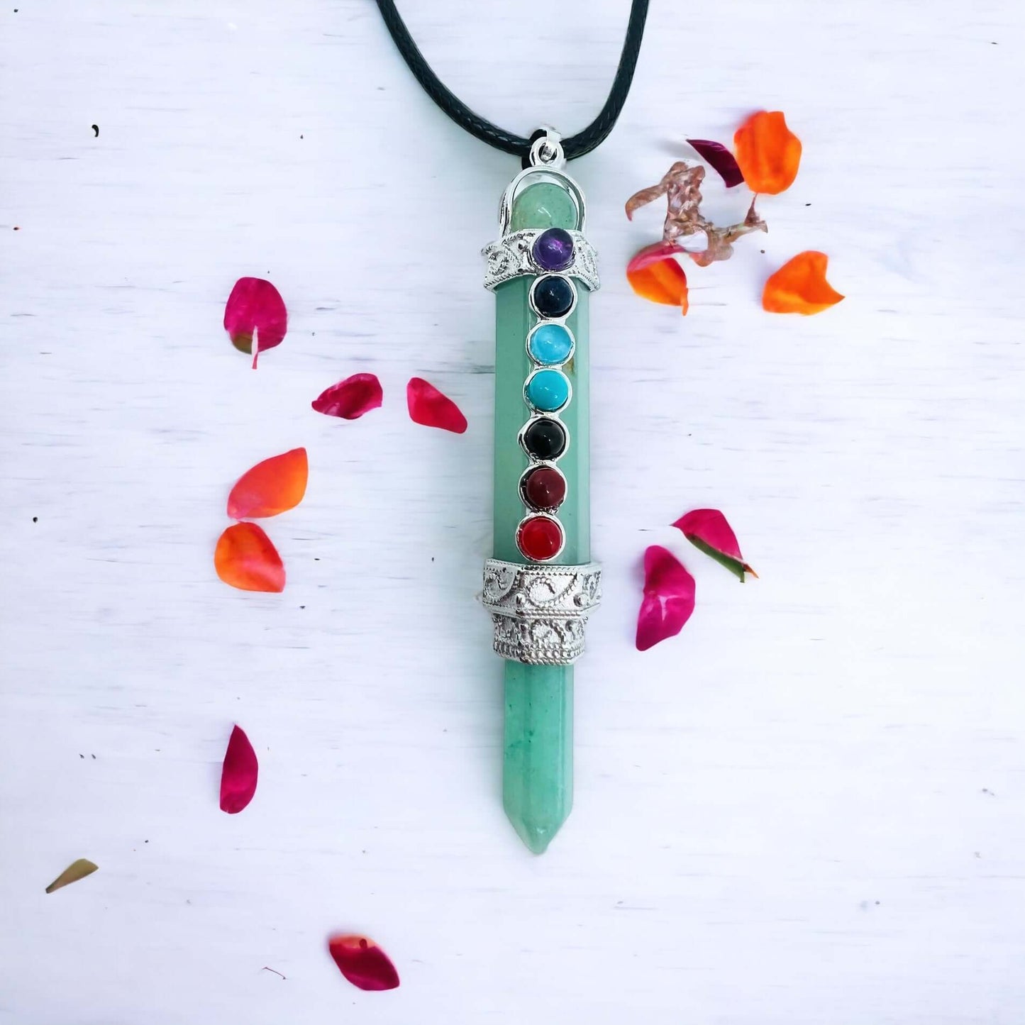 Crystal chakra pendant in Green aventurine